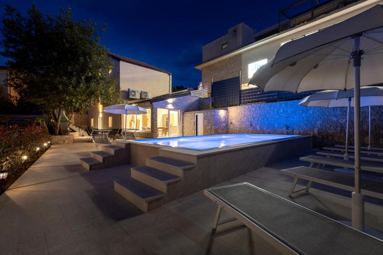 Casa Allegra มาลีโลชินจ์ ภายนอก รูปภาพ